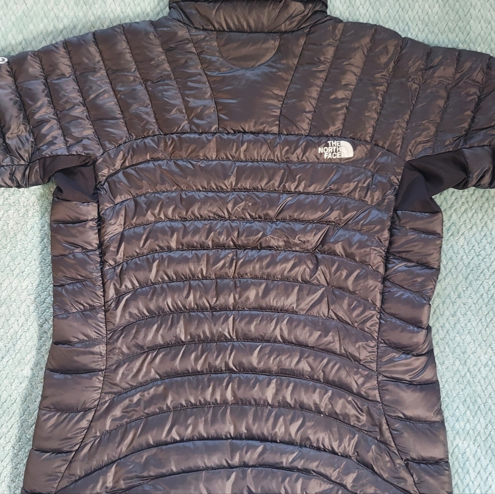 The North Face Women's Summit 800 GD Fill Packable Black Puffer - Picture 5 of 12